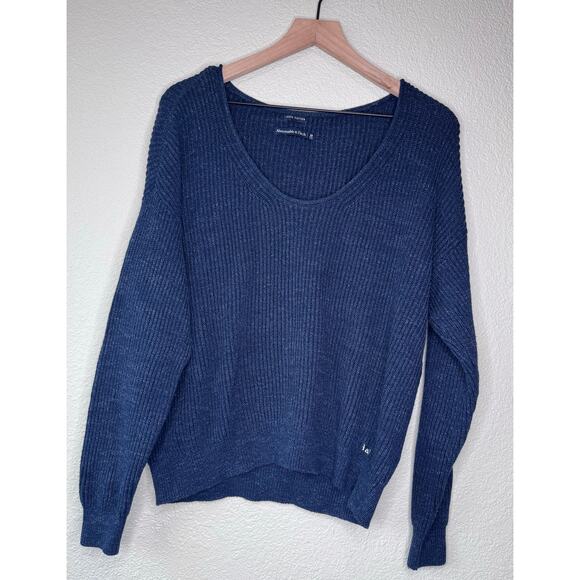 Abercrombie & Finch Knit Scoop Neck Sweater - Picture 1 of 7